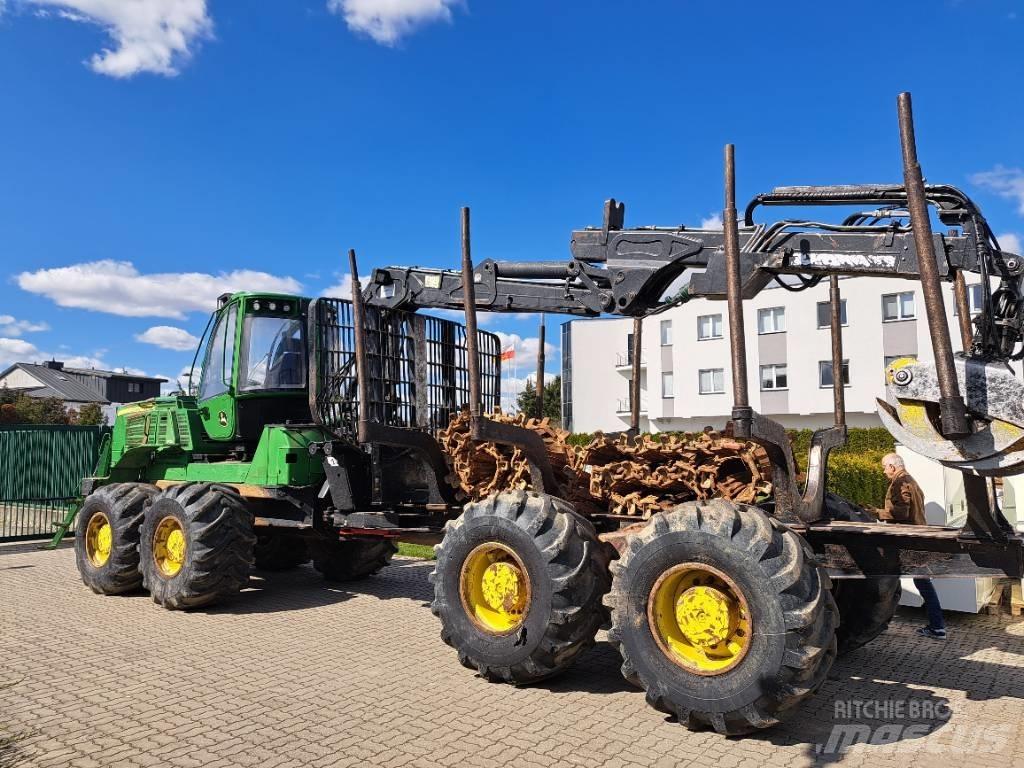 John Deere 1910G Форвардери