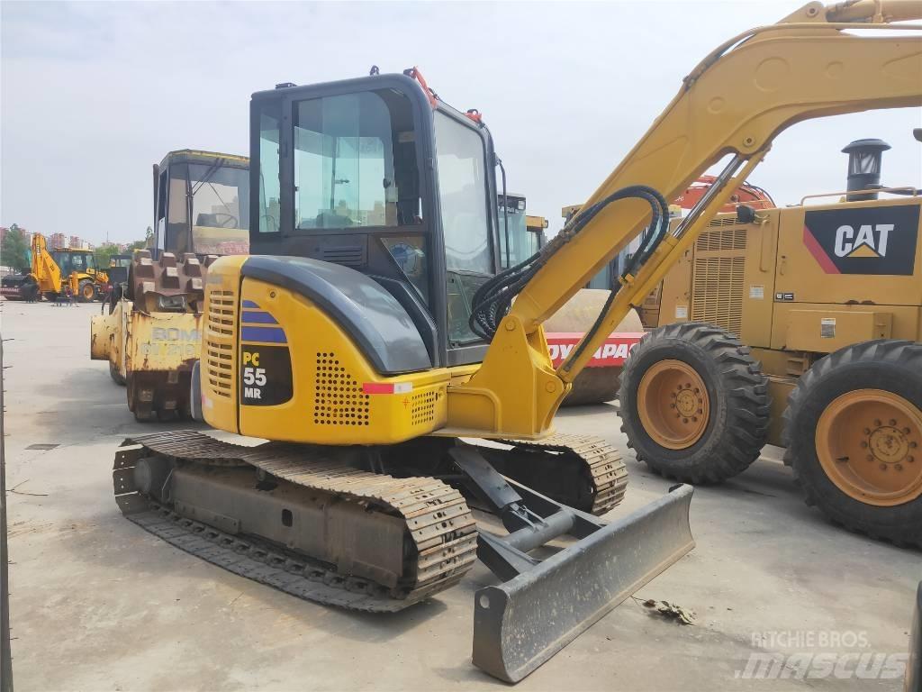 Komatsu PC56-7 Гусеничні екскаватори