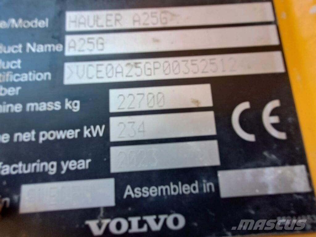 Volvo A25G Зчленовані самоскиди