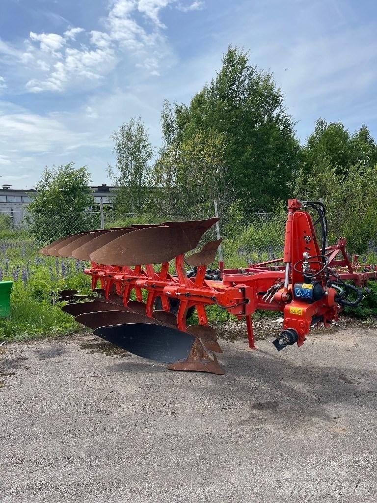 Kuhn Vari-Master 123 Реверсивні плуги