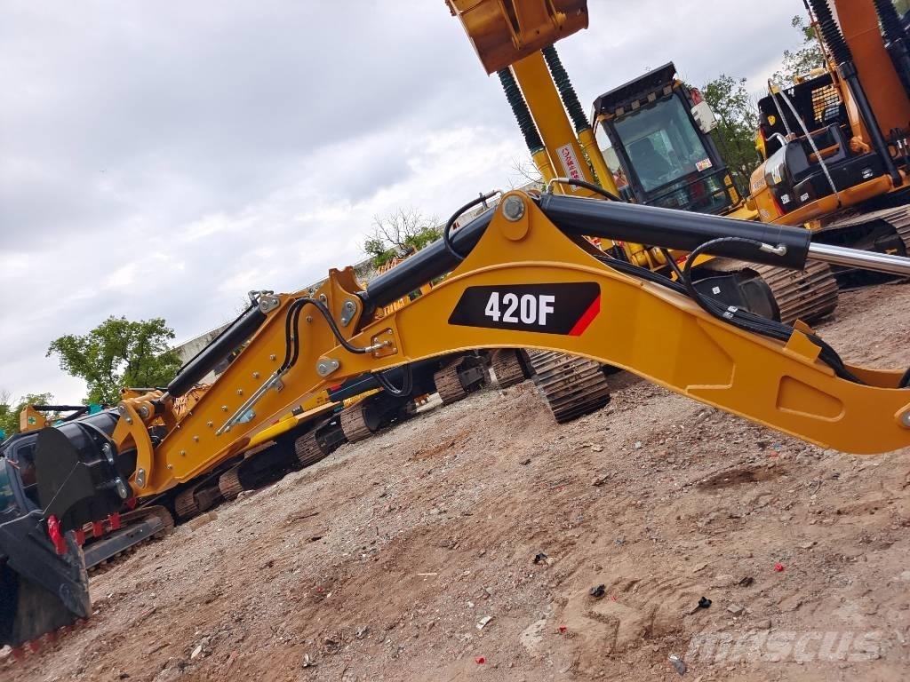 CAT 420 F Екскаватори-навантажувачі