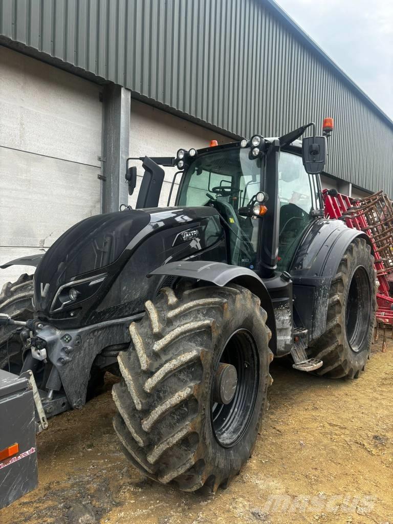 Valtra T 254 V Трактори