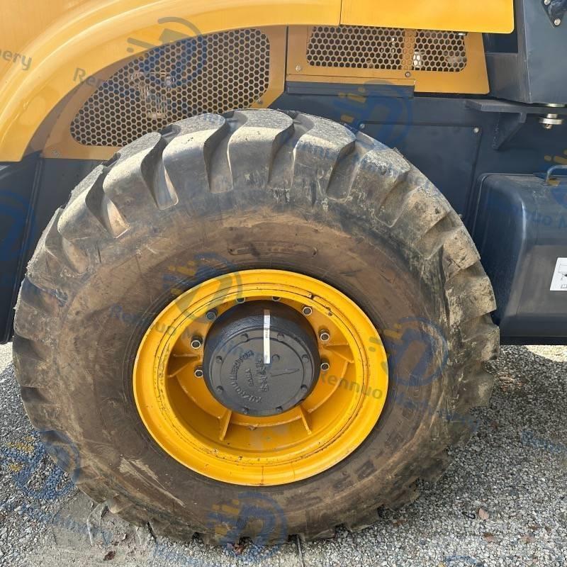 XCMG XS263J Грунтові котки