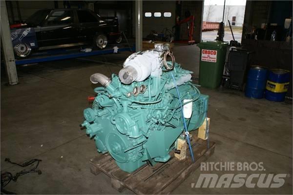 Volvo D7C Двигуни