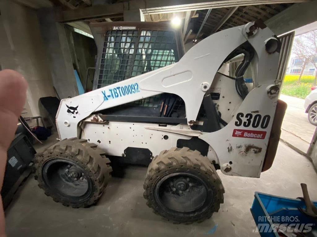 Bobcat S 300 Міні-навантажувачі