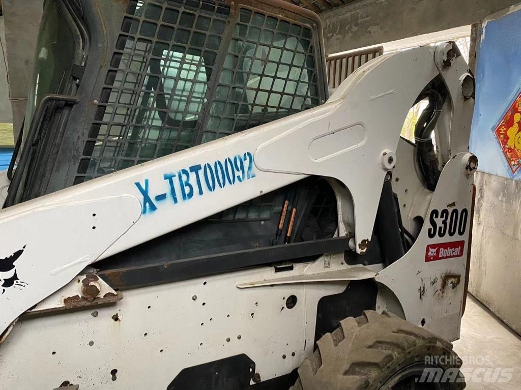 Bobcat S 300 Міні-навантажувачі