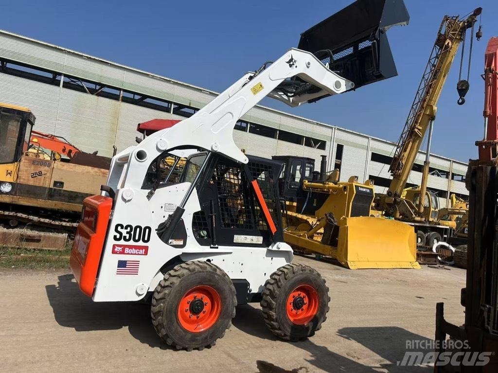 Bobcat S 300 Міні-навантажувачі