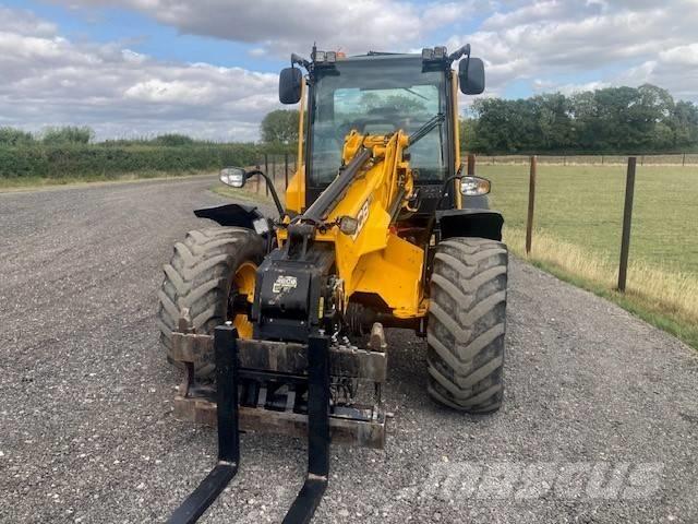 JCB TM 320 S Телескопічний навантажувач