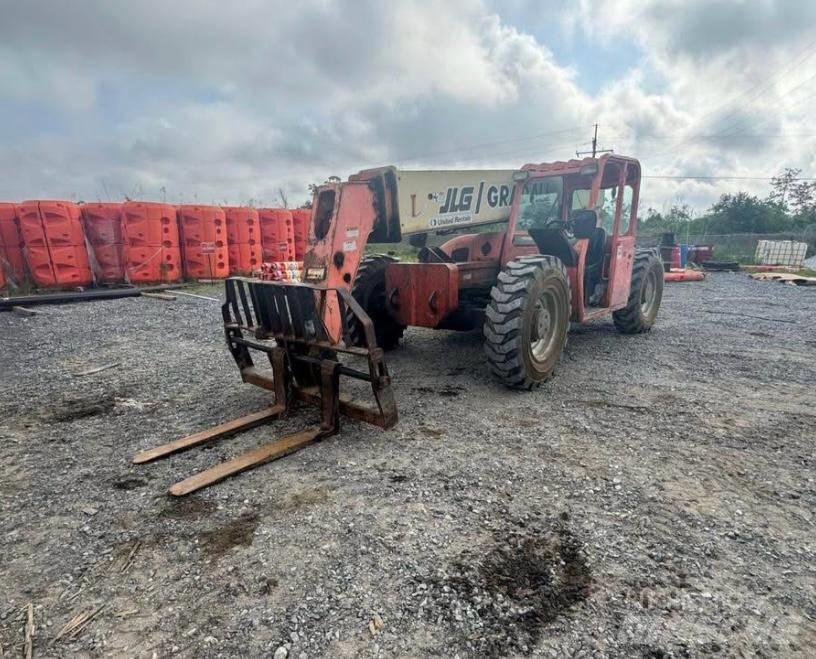 JLG G 9-43 A Телескопічні навантажувачі