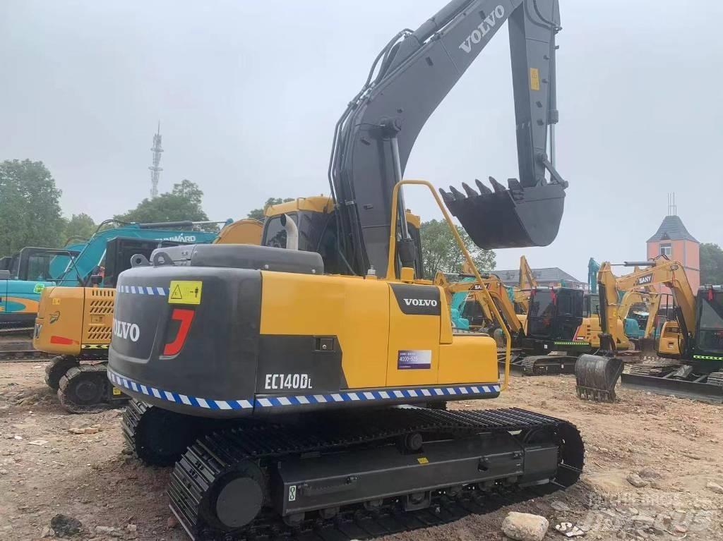 Volvo EC 140 Гусеничні екскаватори