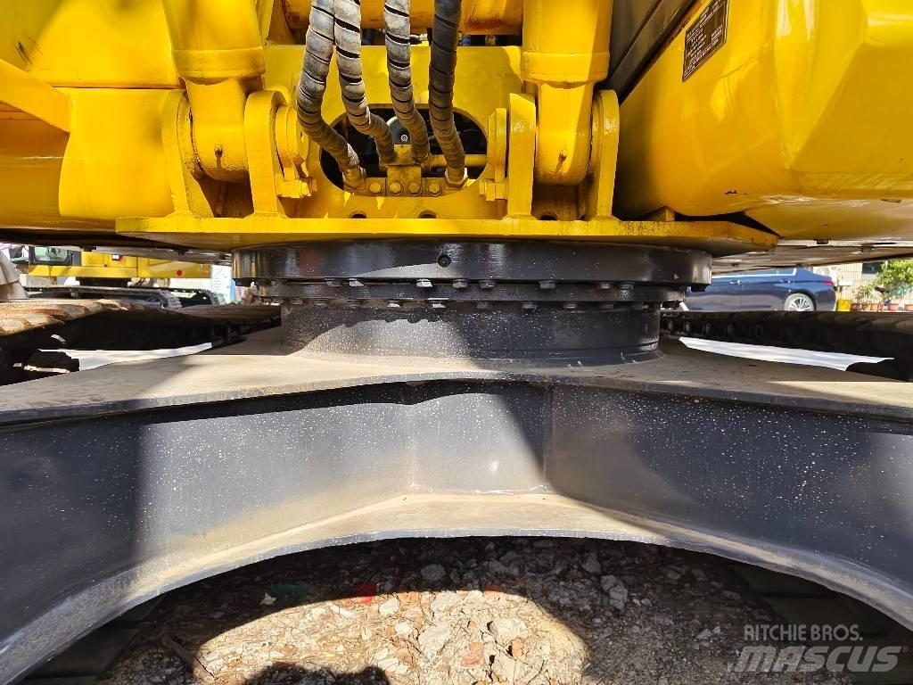 Komatsu PC 130 Гусеничні екскаватори