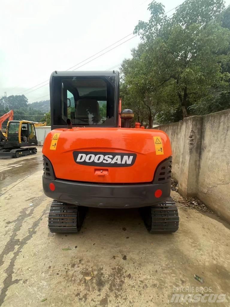 Doosan DH 60-7 Міні-екскаватори < 7т