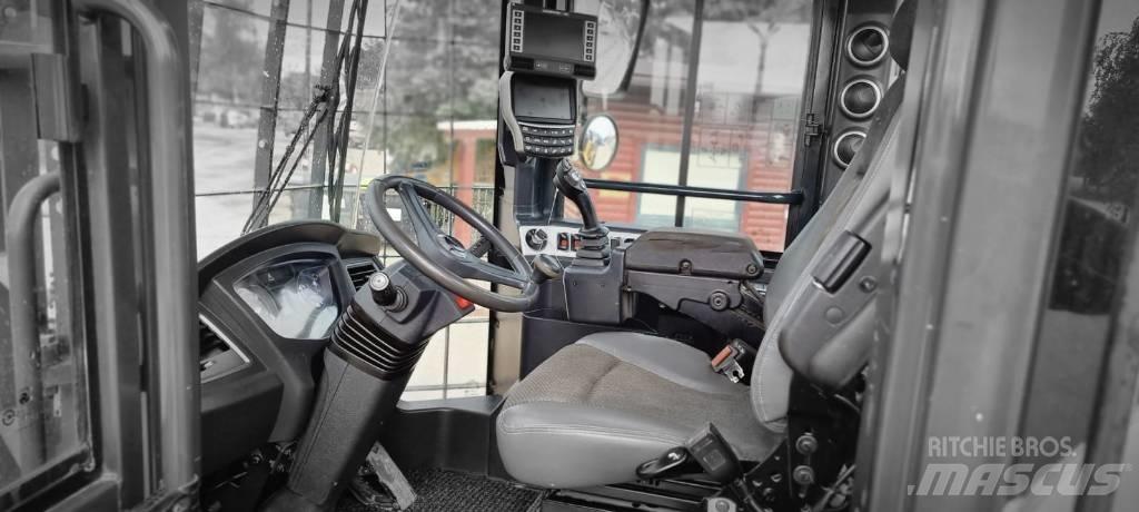 Hyundai HL 960 Фронтальні навантажувачі