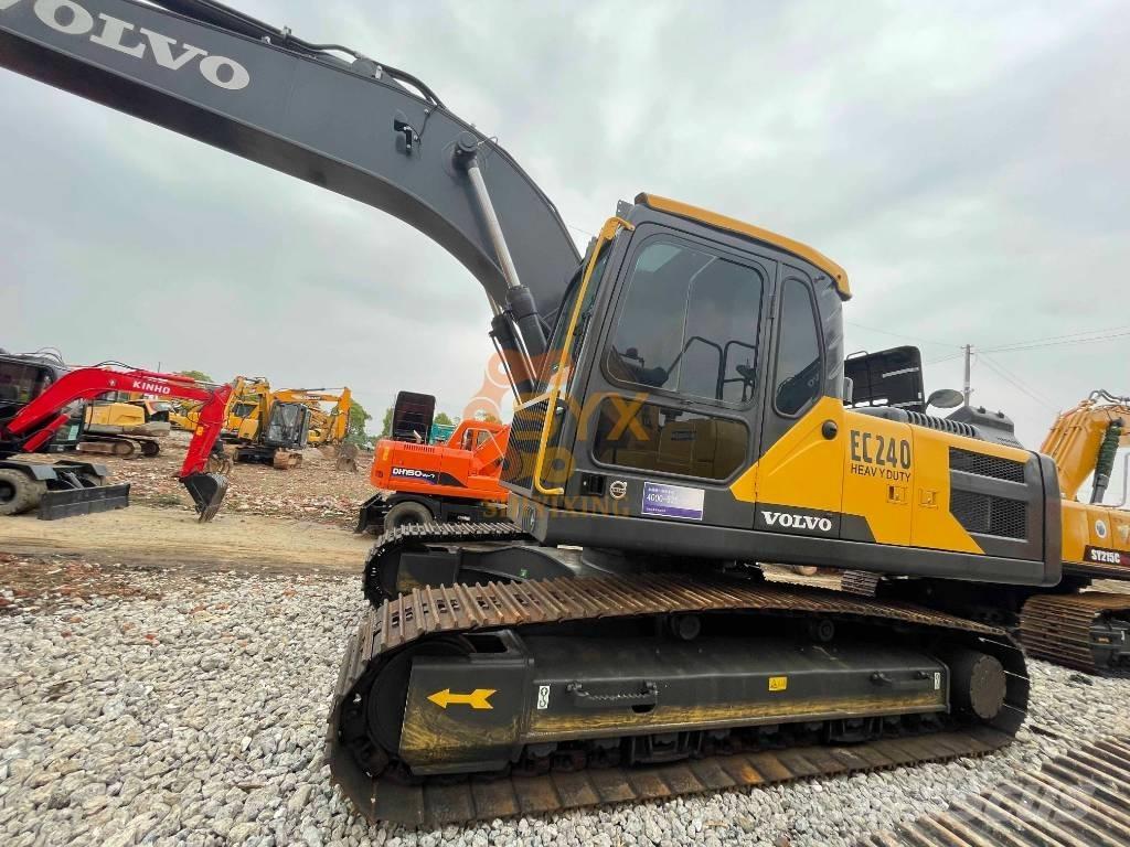 Volvo EC 240 B Гусеничні екскаватори