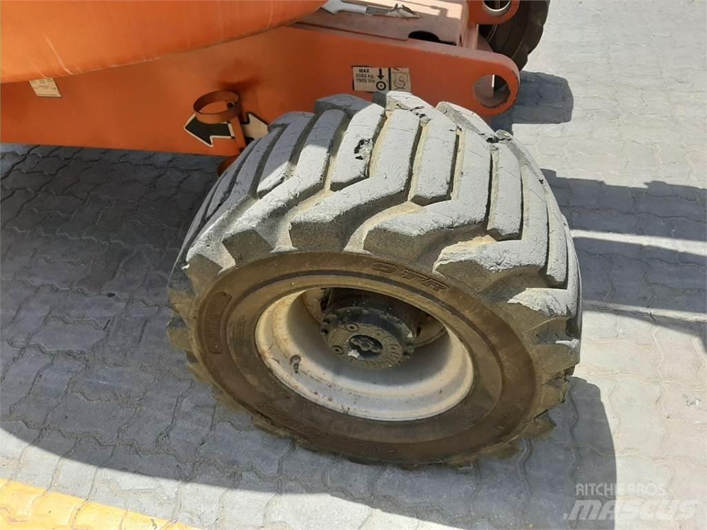 JLG 450AJ Колінчаті підйомники