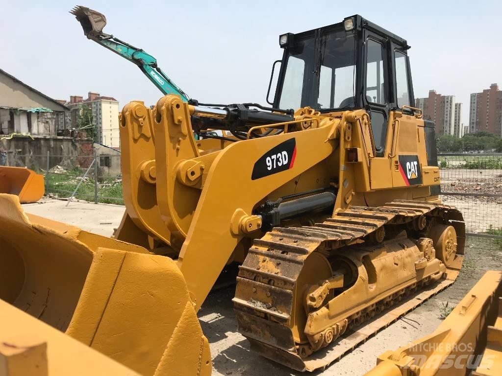 CAT 973D Гусеничні вантажники