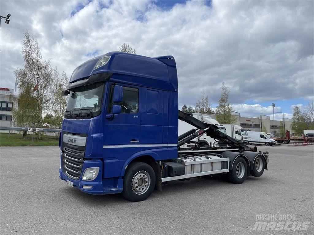 DAF XF510 6x2 Вантажівки з гаковим підйомом