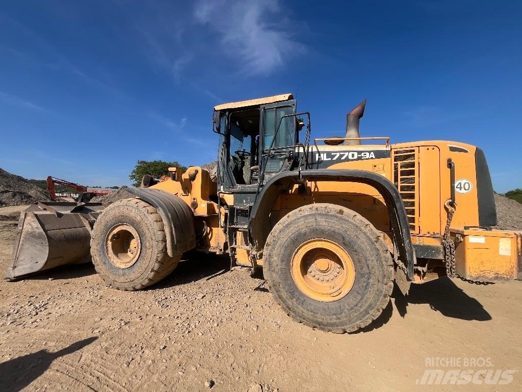 Hyundai HL 770-9 A Фронтальні навантажувачі