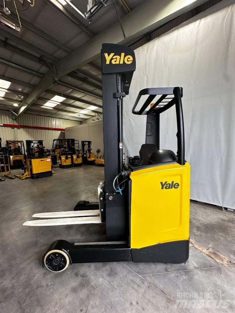 Yale MR16 Річ-трак із високим підйомом