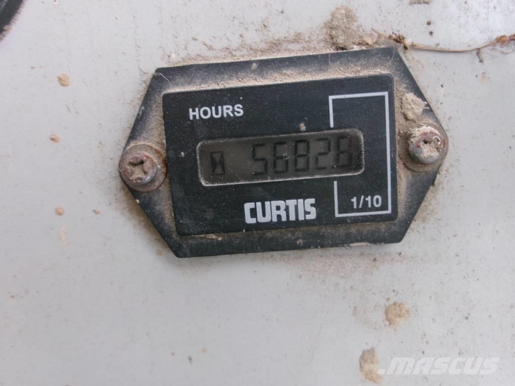 Takeuchi TB 175 Середні екскаватори 7т. - 12т.