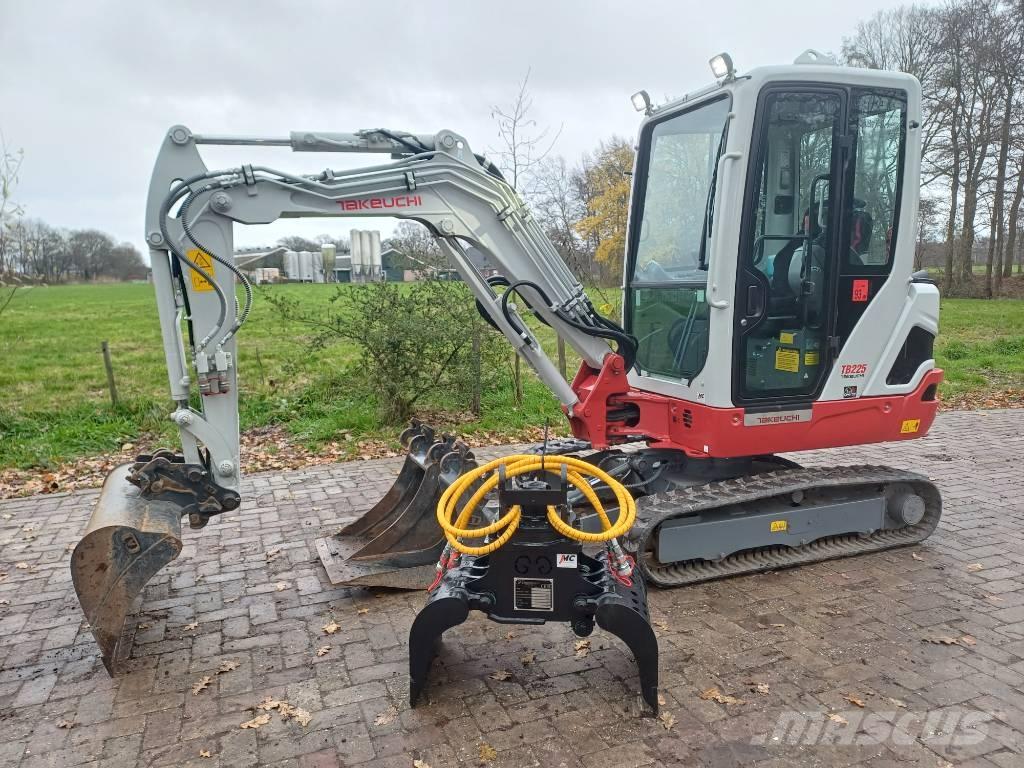 Takeuchi TB 225 Міні-екскаватори < 7т