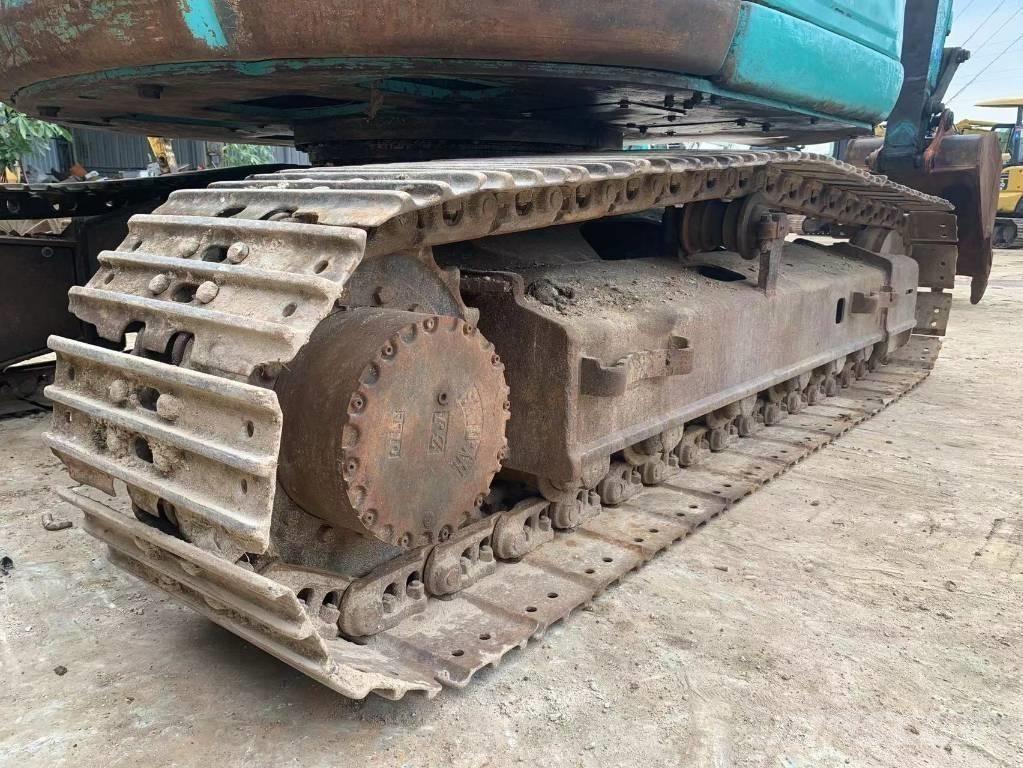 Kobelco SK 135 Гусеничні екскаватори