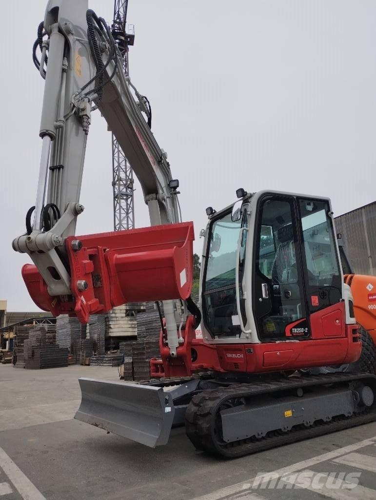 Takeuchi TB 250 2 Міні-екскаватори < 7т