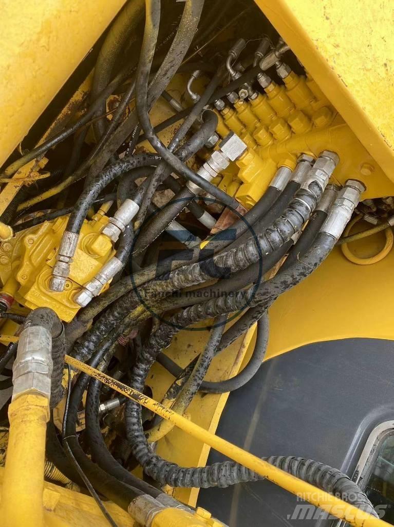 Komatsu PC 120-6 Гусеничні екскаватори