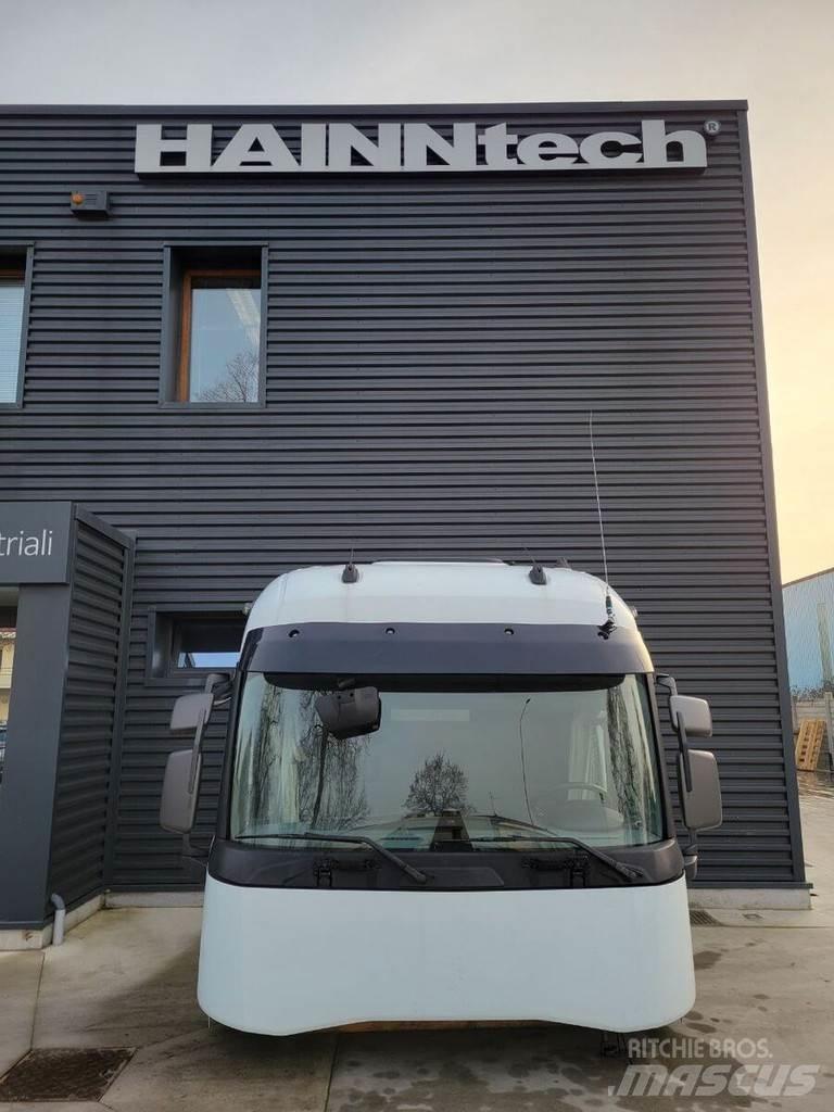 Renault T model Кабіни