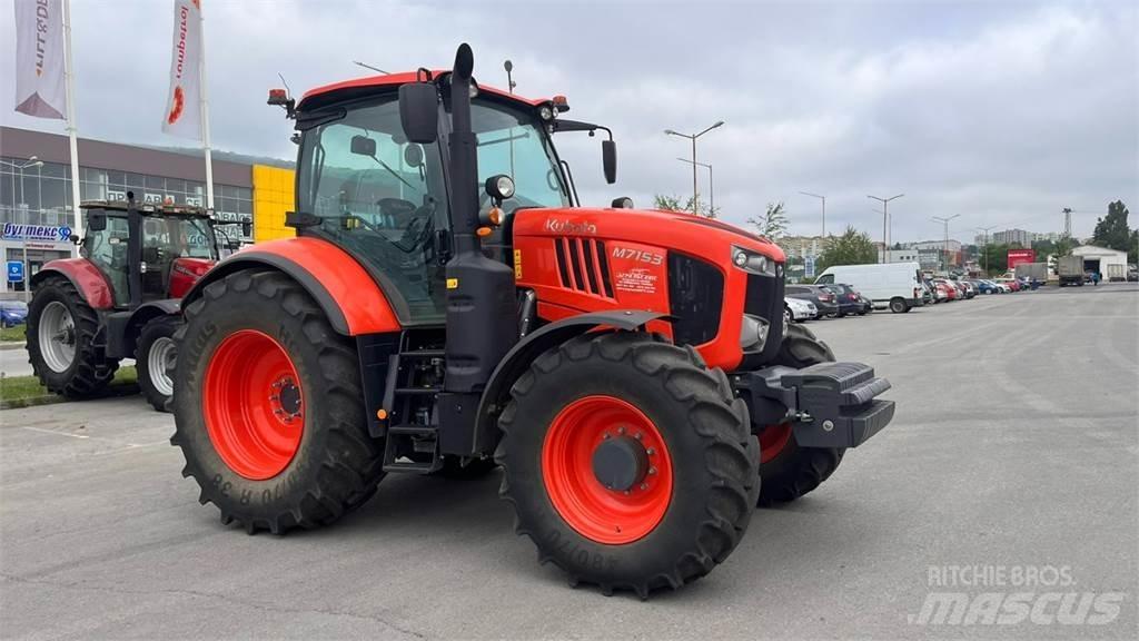 Kubota M7153 Трактори