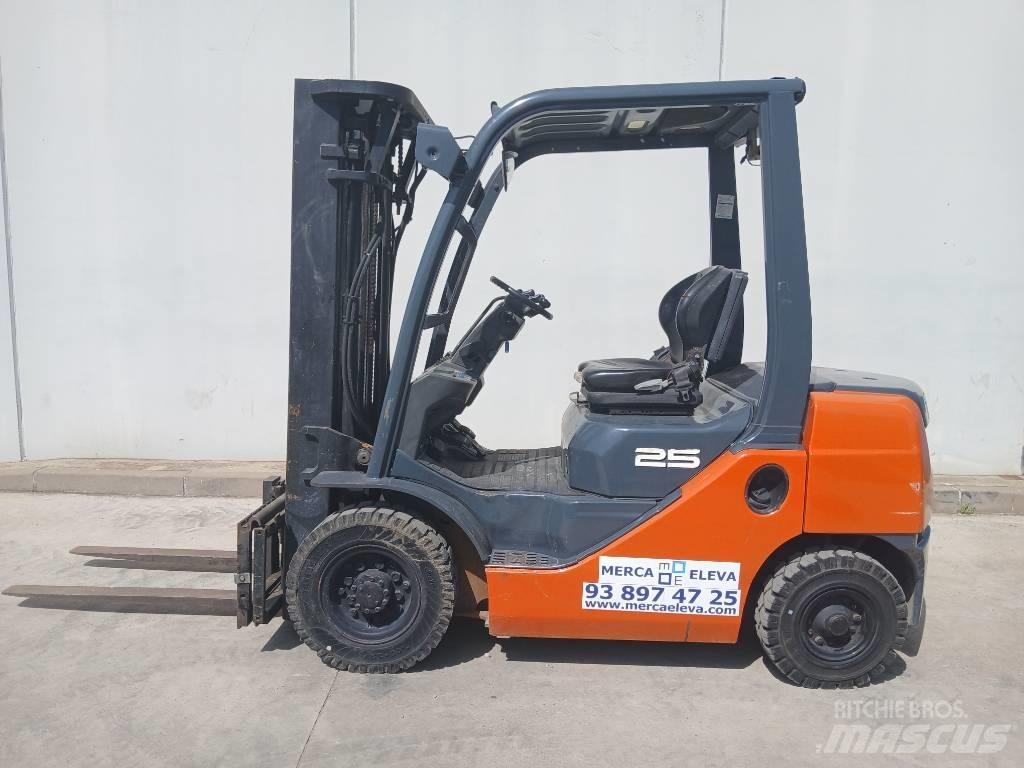 Toyota 02-8FDF25 Дизельні навантажувачі