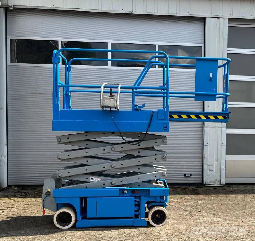 Genie 1930 Підйомники-ножиці