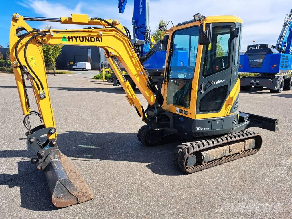 Hyundai R30 Z-9AK Міні-екскаватори < 7т