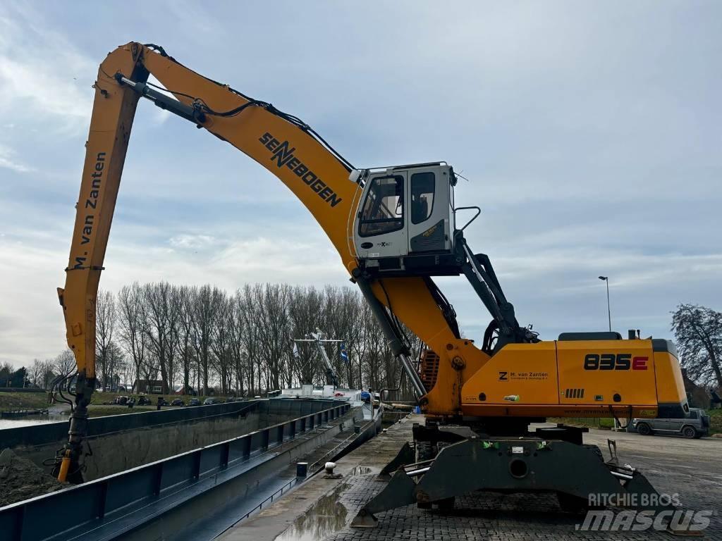 Sennebogen 835 Перевантажувачі металобрухту/промислові навантажувачі