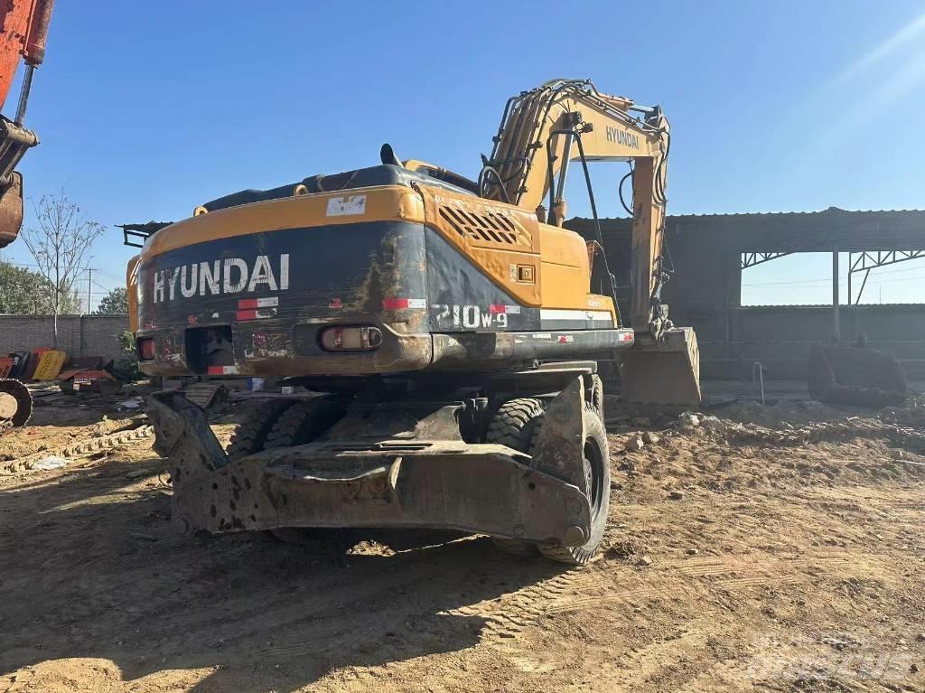 Hyundai R210W-9 Колісні екскаватори