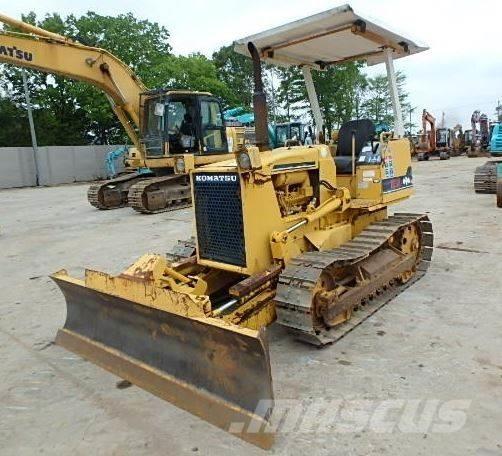Komatsu D 20 A-6 Гусеничні бульдозери