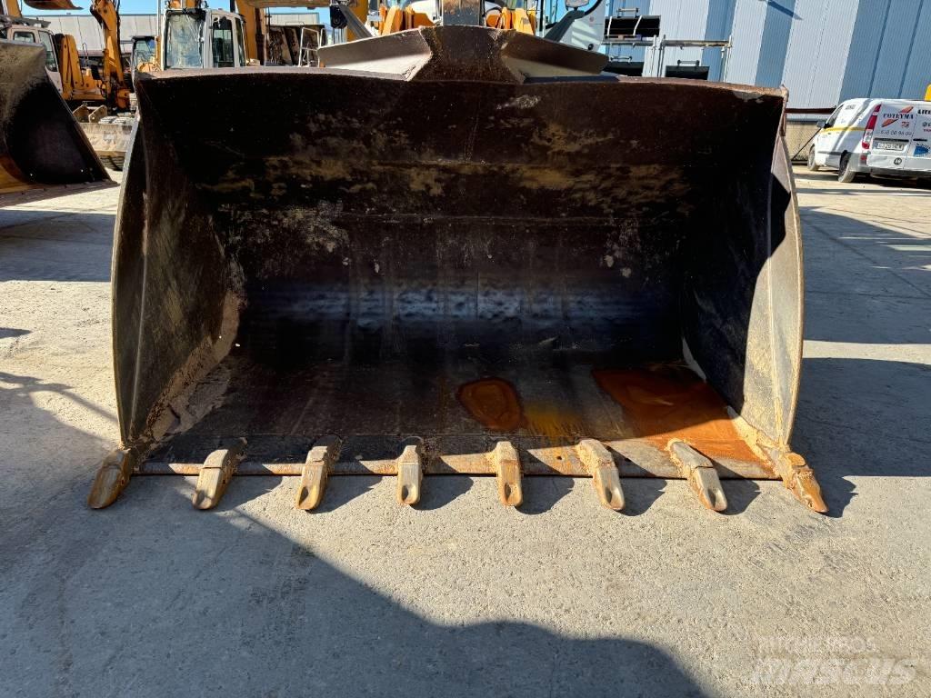 Liebherr L 576 Фронтальні навантажувачі