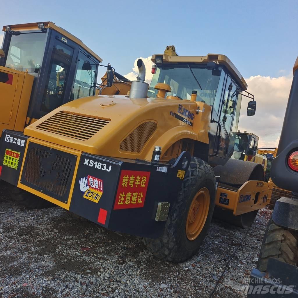 XCMG XS 183 J Грунтові котки