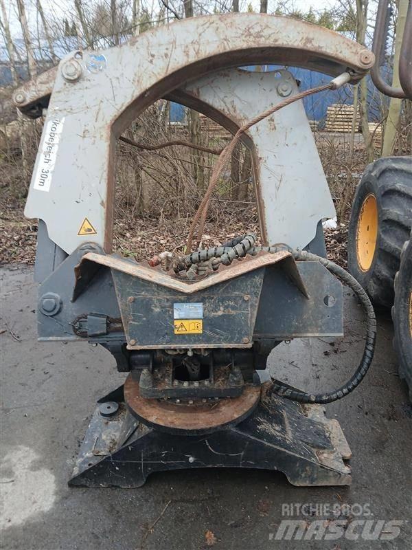 Komatsu 845 Форвардери