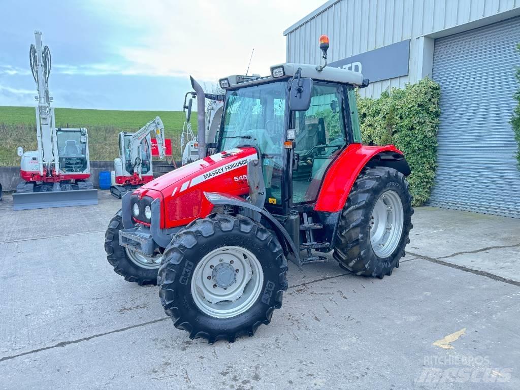 Massey Ferguson 5455 Трактори
