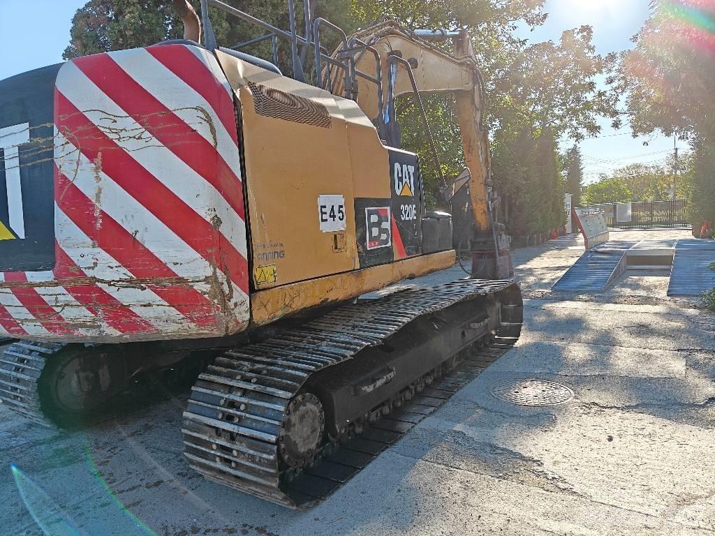 CAT 320 EL Гусеничні екскаватори