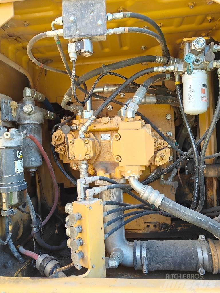 CAT 320 EL Гусеничні екскаватори