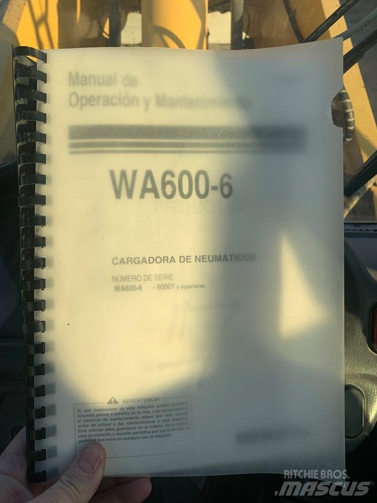 Komatsu Wa600-6 Фронтальні навантажувачі