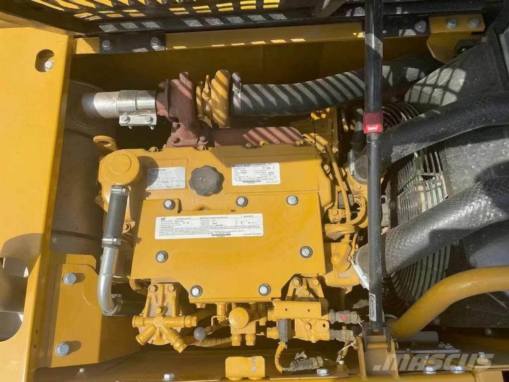 CAT 312D Середні екскаватори 7т. - 12т.