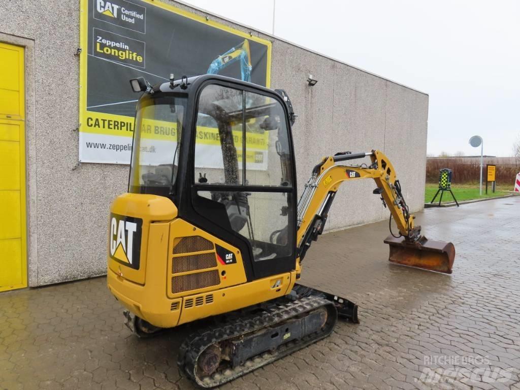 CAT 301.7 D Міні-екскаватори < 7т
