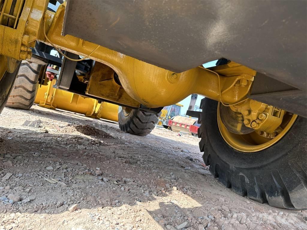 SDLG L 936 Фронтальні навантажувачі