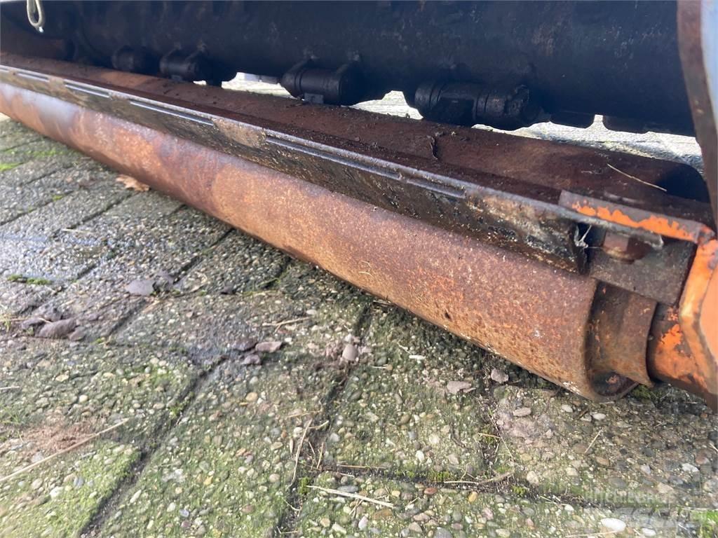  Cancela TGB-180D Грубі косарки