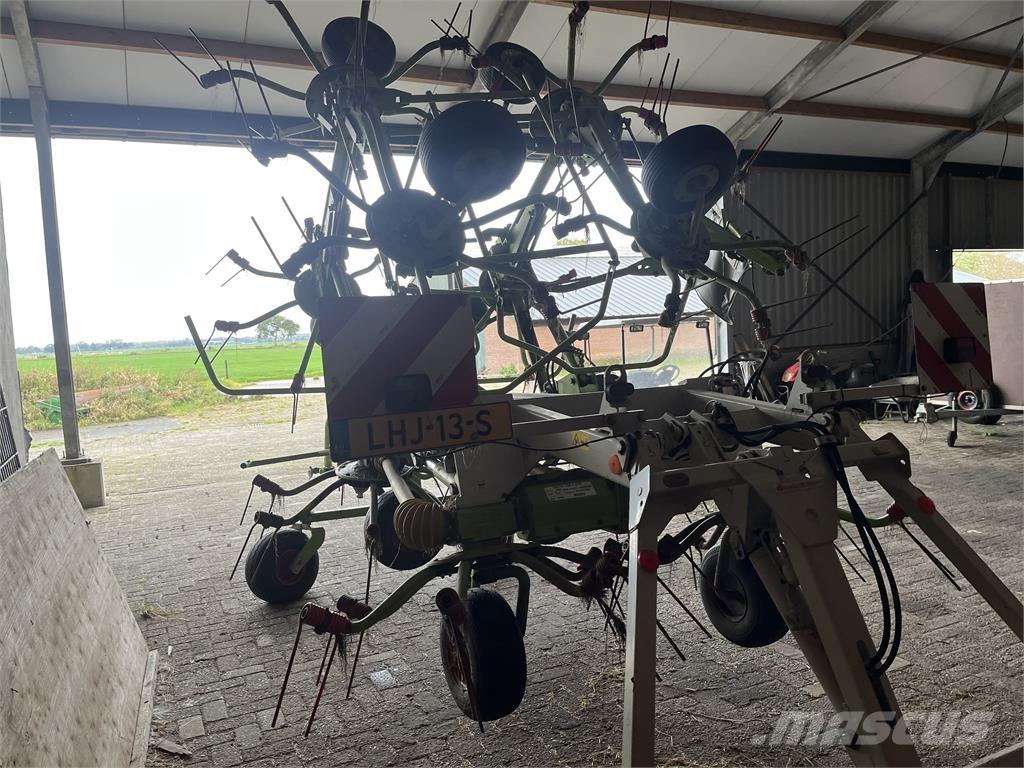 CLAAS volto 1320T Граблі і сінозворушувачі