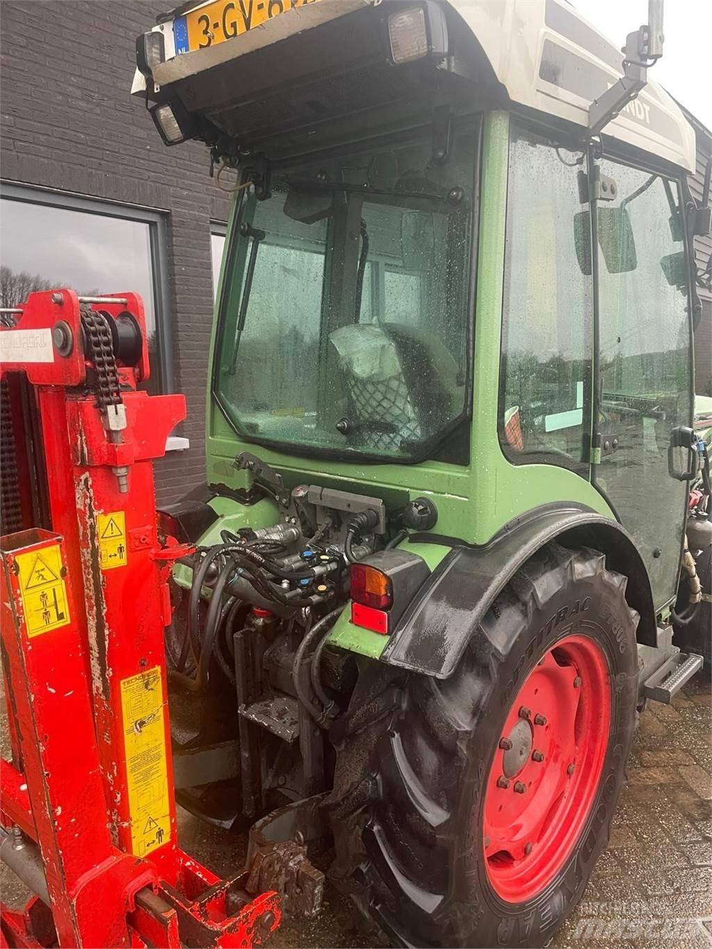 Fendt 208V Трактори