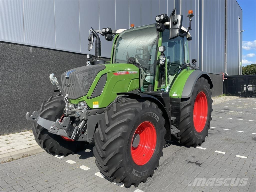 Fendt 311 Profi Трактори